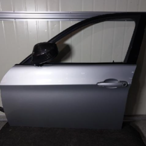 Front left door (BMW 320i 2009)
