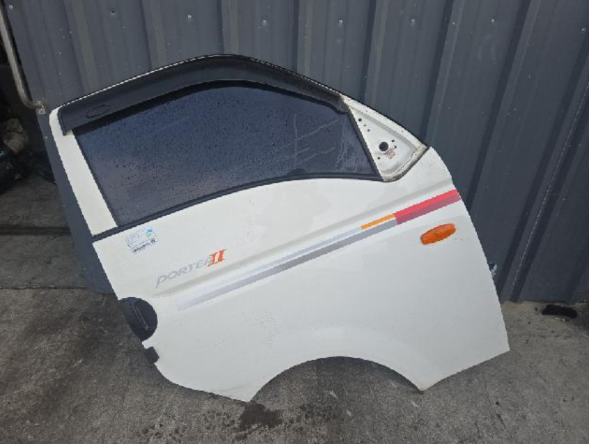 Front right door (Hyundai Porter2 2012)