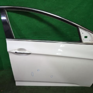 Front right door (Hyundai i40 Saloon 2012)