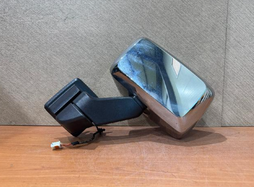 Left side mirror (Hummer H3 2007)