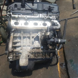 Car Engine (BMW 320i 2005)