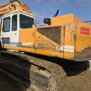 Excavator (Hyundai R2800KLC 1997)