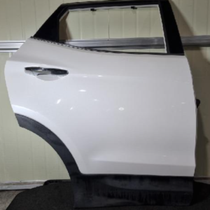 Rear right door (Hyundai SantaFe 2016)